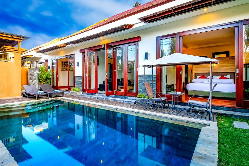 Villa Gayatri Seminyak Exteriör bild