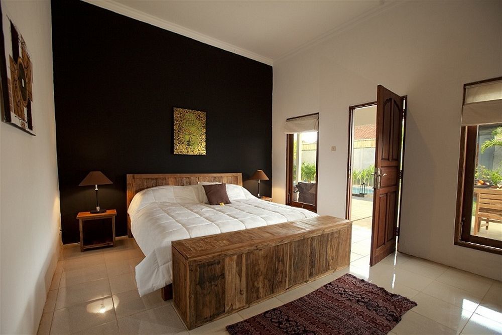 Villa Gayatri Seminyak Exteriör bild